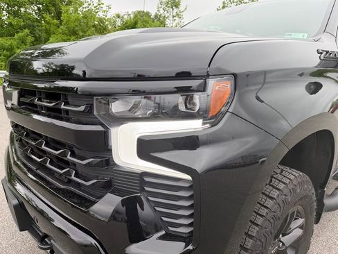 Used 2026 Chevrolet Silverado 1500 LT Trail Boss w/ LT Trail Boss Premium Package AWD/4WD image 9