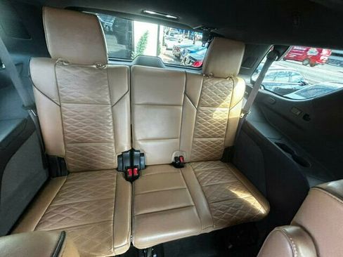 Used 2021 Cadillac Escalade Premium Luxury w/ Driver Assist Tech Package image 21