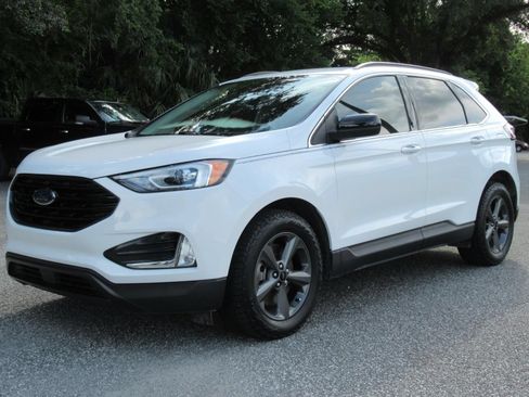 Used 2022 Ford Edge SEL w/ Sport Appearance Package AWD/4WD image 3