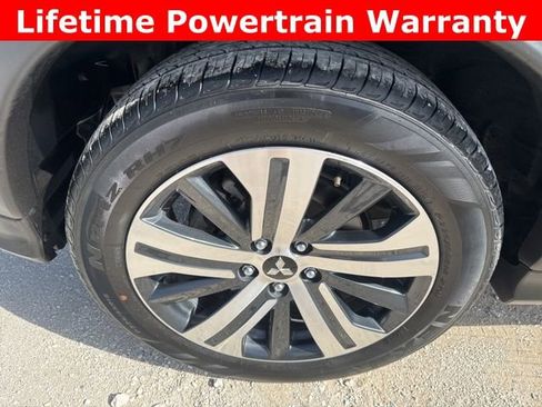 Used 2024 Mitsubishi Outlander Sport SE image 13