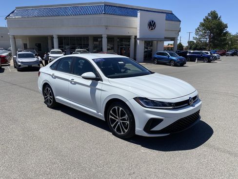 Certified 2026 Volkswagen Jetta Sport FWD image 37