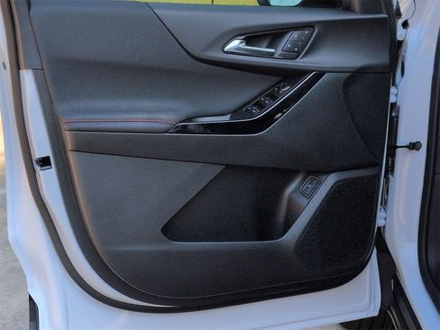 New 2026 Chevrolet Equinox RS w/ Convenience Package III image 7