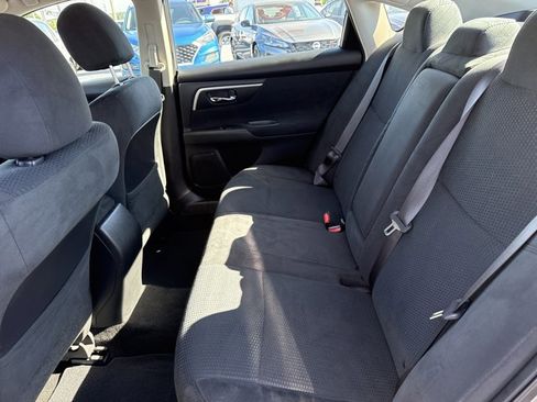 Used 2015 Nissan Altima 2.5 S w/ Power Driver Seat Package FWD image 6