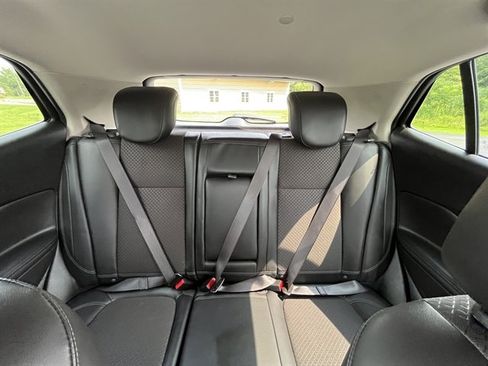 Used 2020 Buick Encore Preferred AWD/4WD image 29