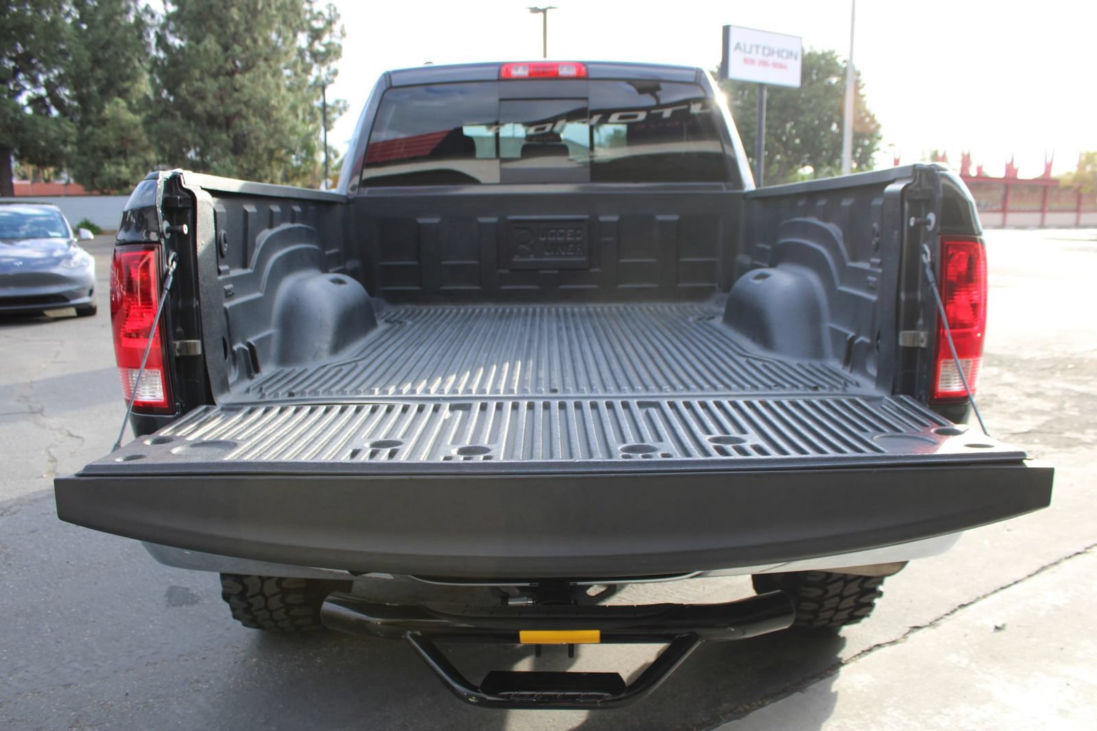 Used 2017 RAM 1500 Classic SLT RWD image 31