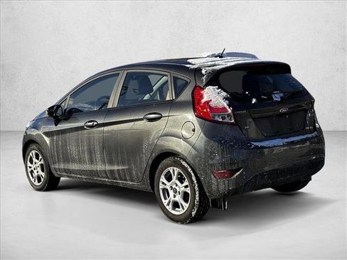 Used 2016 Ford Fiesta SE image 7