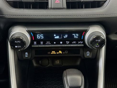 Used 2024 Toyota RAV4 XLE w/ Convenience Package AWD/4WD image 16