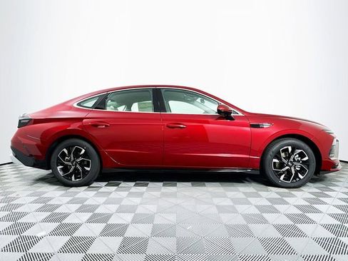 New 2025 Hyundai Sonata SEL image 8
