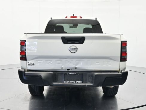 Used 2022 Nissan Frontier S RWD image 6