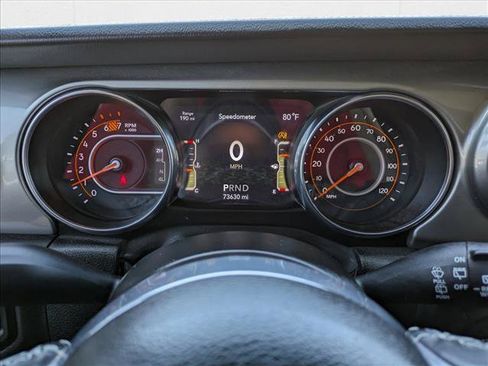 Used 2022 Jeep Wrangler Unlimited Sahara image 11