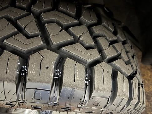 Used 2022 Jeep Grand Cherokee Limited image 11