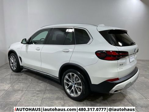 Used 2024 BMW X5 xDrive50e w/ Premium Package image 5