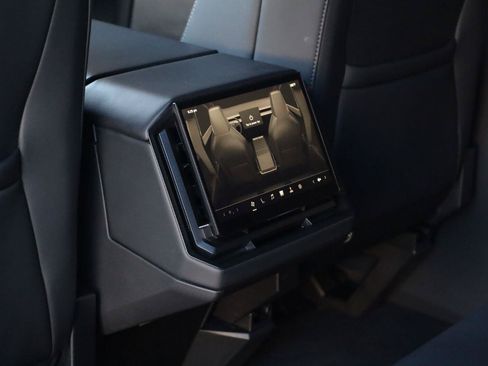 Used 2025 Tesla Cybertruck AWD Crew Cab image 24