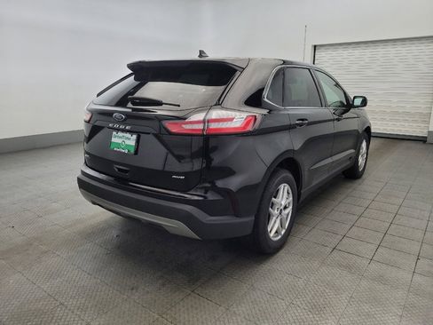 Used 2024 Ford Edge SEL image 9