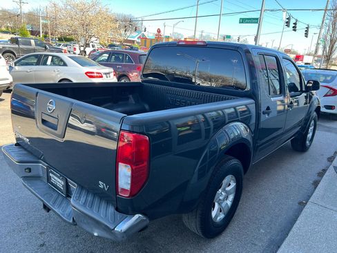 Used 2012 Nissan Frontier SV image 6