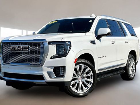 Used 2024 GMC Yukon Denali AWD/4WD image 3