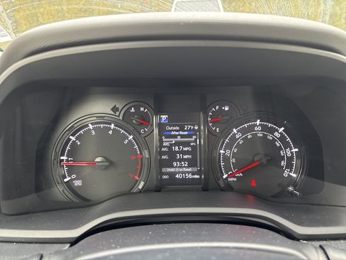 Used 2024 Toyota 4Runner SR5 Premium image 21