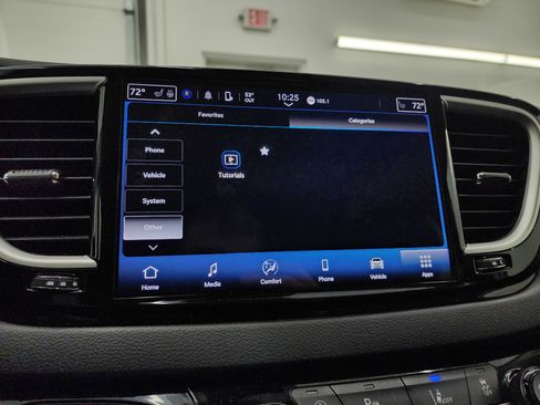 Used 2024 Chrysler Pacifica Touring-L FWD image 60