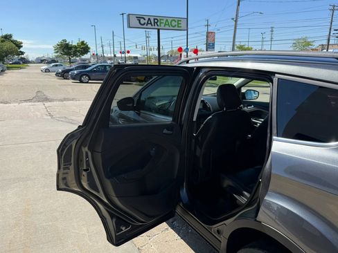 Used 2019 Ford Escape SEL AWD/4WD image 21