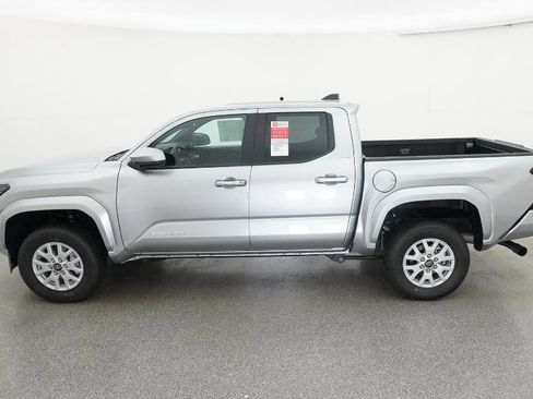 New 2026 Toyota Tacoma SR5 image 9