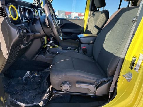 Used 2023 Jeep Wrangler Sport image 23