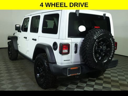 Used 2022 Jeep Wrangler Unlimited Sport image 7