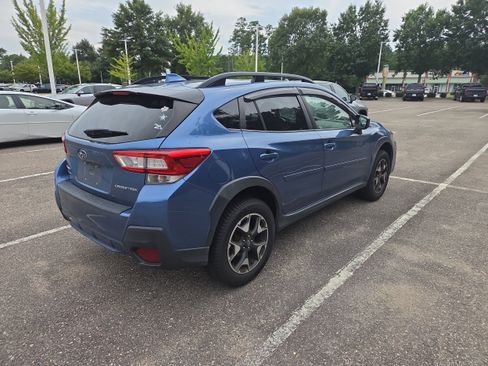 Used 2019 Subaru Crosstrek 2.0i Premium AWD/4WD image 3
