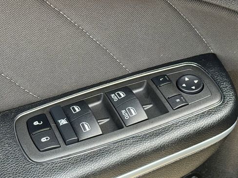 Used 2022 Dodge Charger Scat Pack RWD image 19