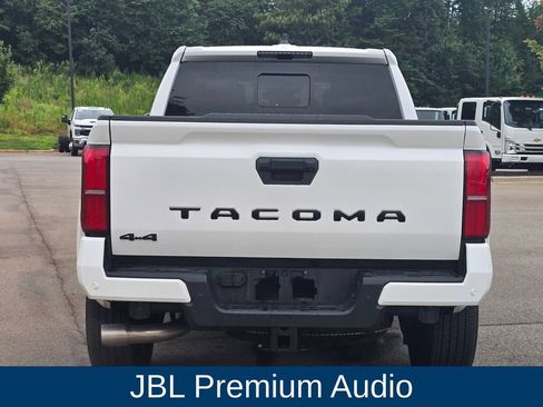 Used 2024 Toyota Tacoma TRD Sport w/ TRD Sport Upgrade Package AWD/4WD image 4