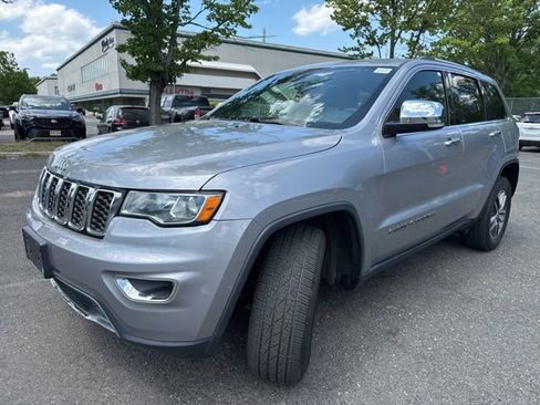 Used 2018 Jeep Grand Cherokee Limited AWD/4WD image 3