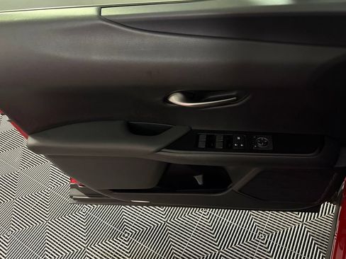 Used 2019 Lexus UX 200 F Sport FWD image 23