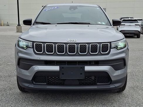 Used 2023 Jeep Compass Sport AWD/4WD image 5