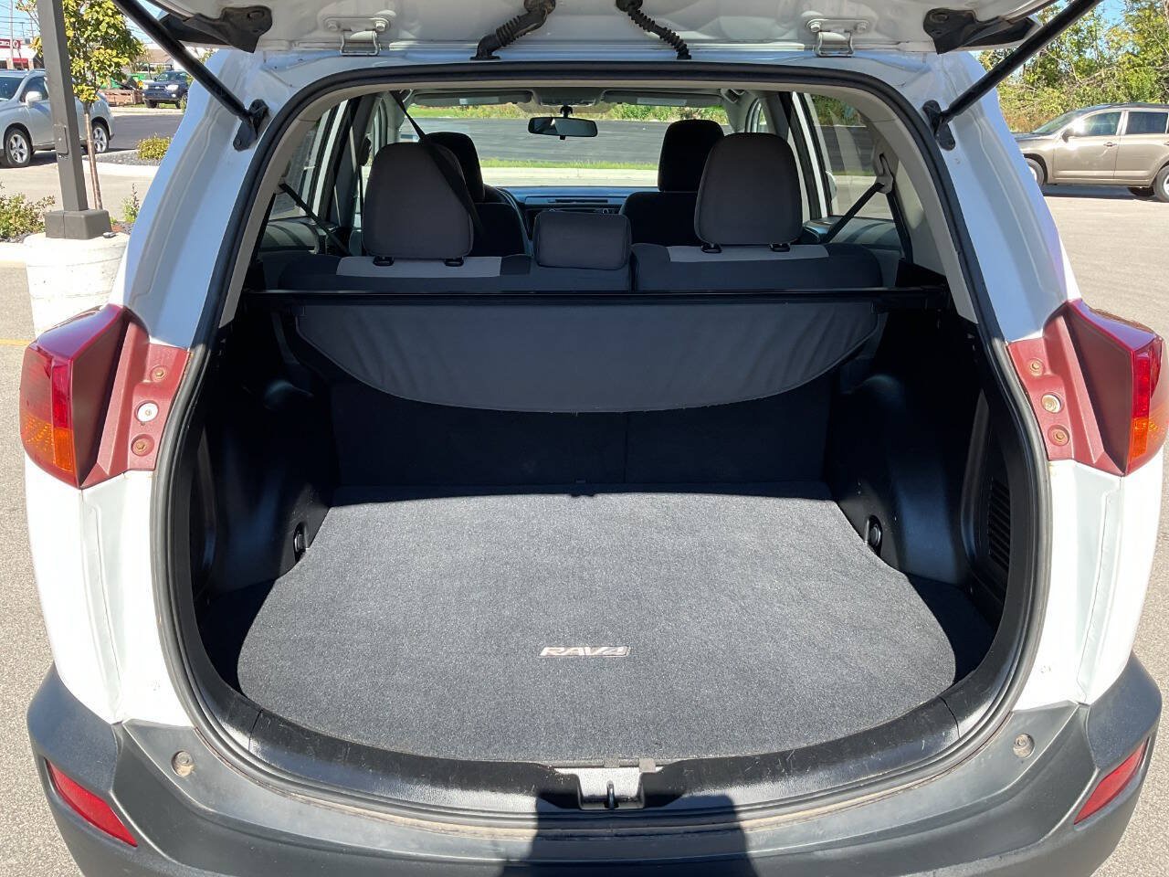 Used 2013 Toyota RAV4 XLE AWD/4WD image 34