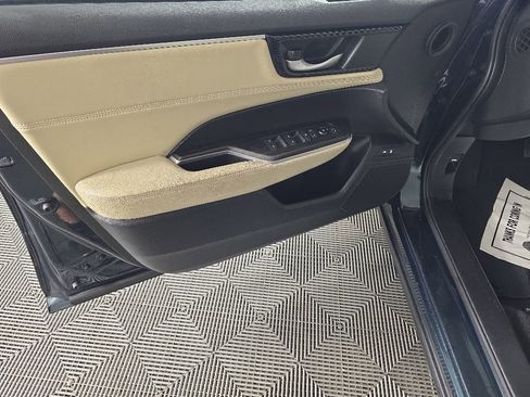 Used 2020 Honda Clarity Plug-In Hybrid image 12