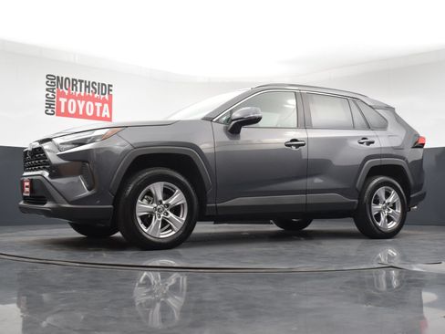 Used 2025 Toyota RAV4 XLE AWD/4WD image 24