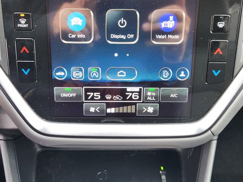 Used 2024 Subaru Crosstrek 2.5i Limited w/ Crosstrek Mirror Package image 21