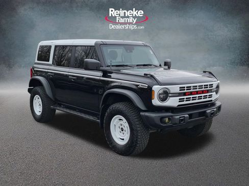 Certified 2023 Ford Bronco Heritage Edition AWD/4WD image 3