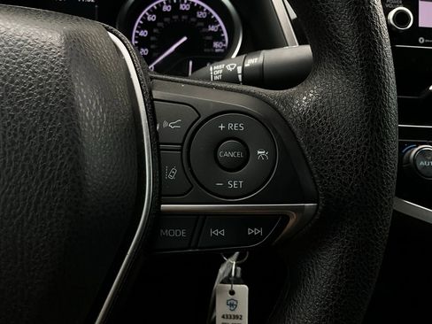 Used 2023 Toyota Camry LE image 32