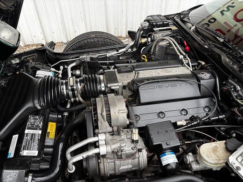 Used 1995 Chevrolet Corvette Coupe image 28