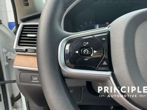 Certified 2024 Volvo XC90 B5 Plus AWD/4WD image 20