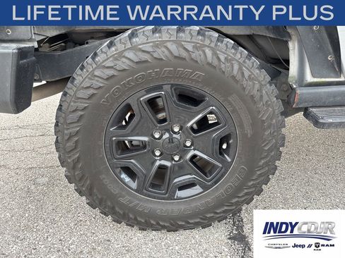 Used 2015 Jeep Wrangler Sport AWD/4WD image 11