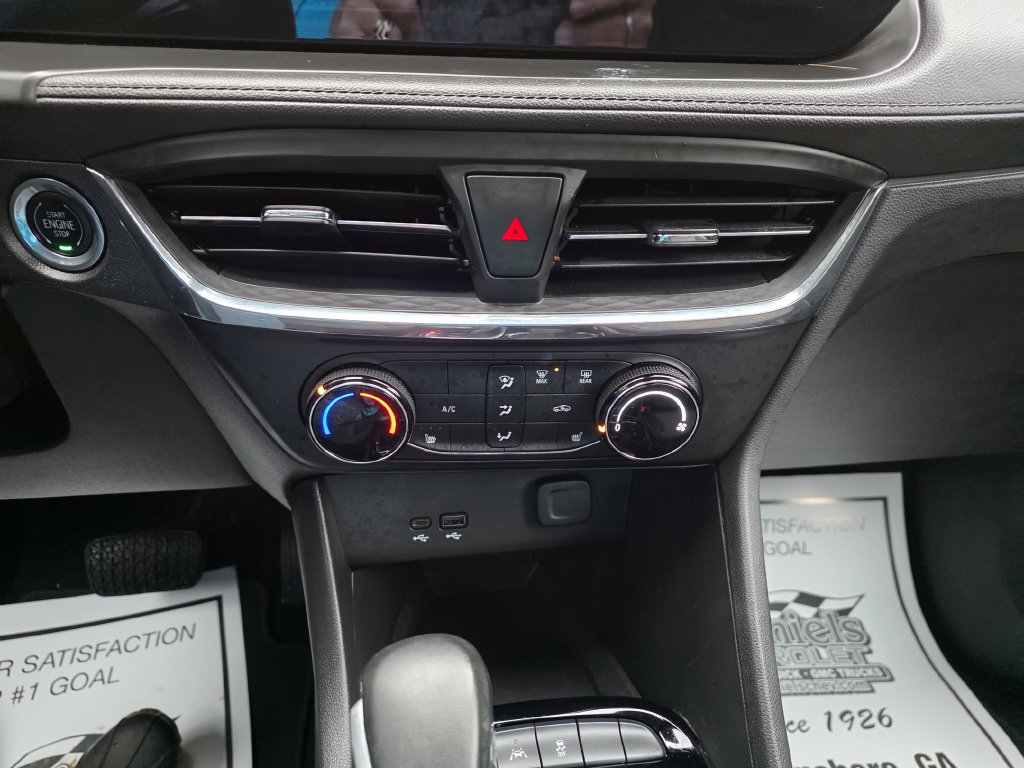 Used 2025 Buick Encore GX Preferred w/ Comfort Package FWD image 29