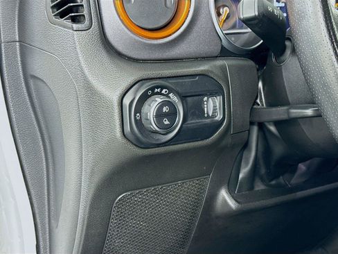 Used 2023 Jeep Gladiator Mojave w/ LED Lighting Group AWD/4WD image 8
