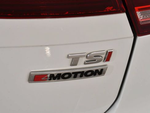 Used 2018 Volkswagen Tiguan SE w/ 18" Alloy Wheels Package AWD/4WD image 23