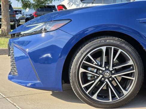 Used 2025 Toyota Camry XLE FWD image 7