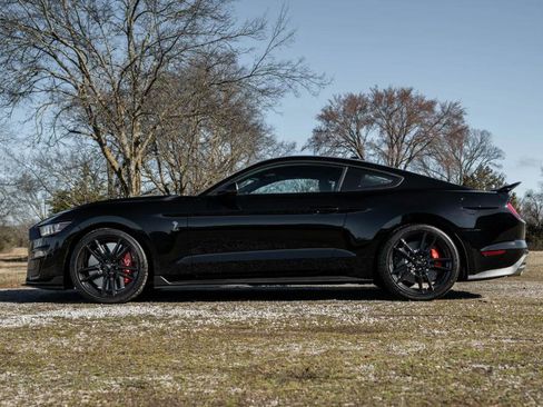Used 2022 Ford Mustang Shelby GT500 w/ Technology Package image 8