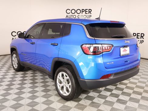 Used 2024 Jeep Compass Sport image 21