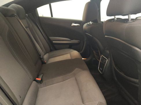 Used 2018 Dodge Charger SXT Plus RWD image 19