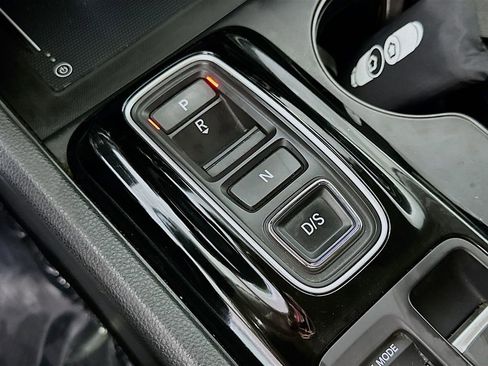Used 2023 Honda Pilot EX-L image 34