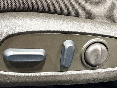 Used 2023 Chevrolet Malibu RS image 20